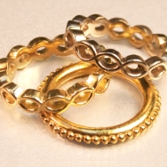 custom 18K gold rings
